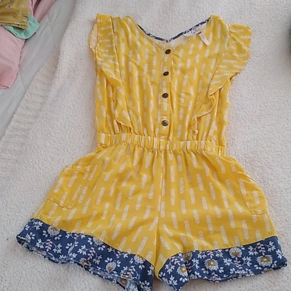 Romper - Picture 1 of 2